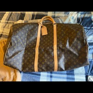 Authentic Louis Vuitton Keepall 60, 24”x 15”x 10”